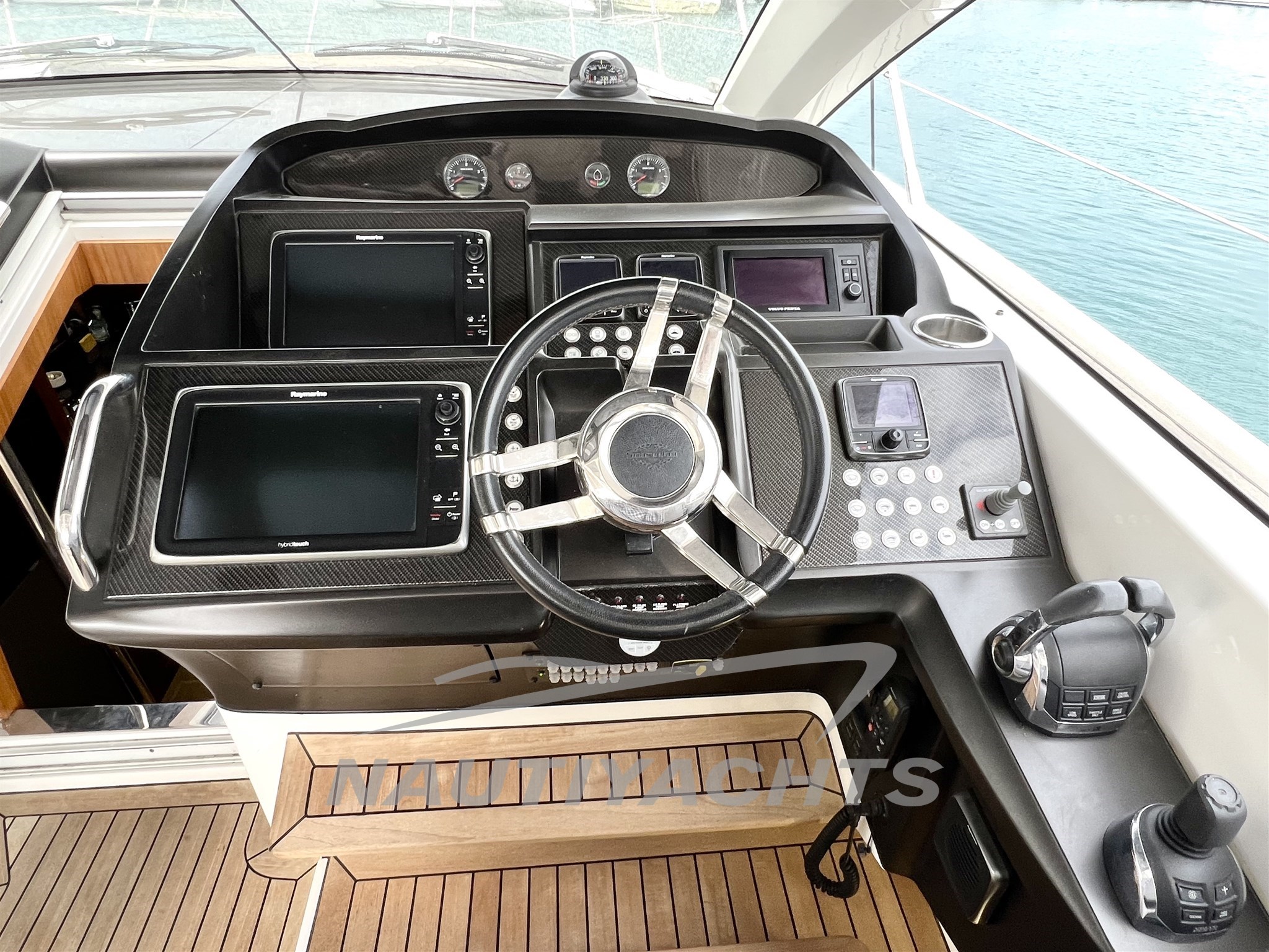 slider 16 Sunseeker San Remo 485